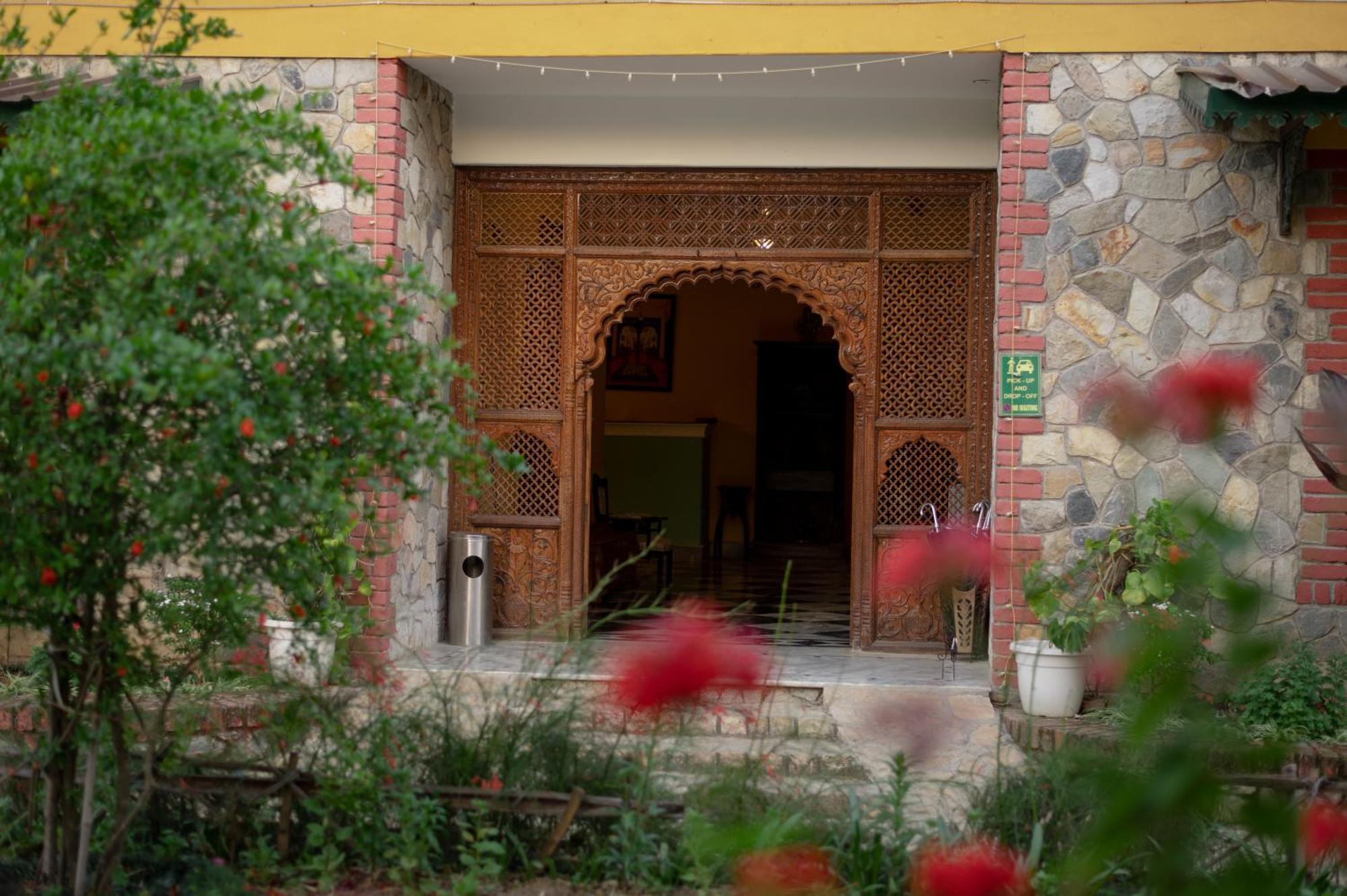 Tree Of Life Resort Dehradun Foothills Exteriör bild